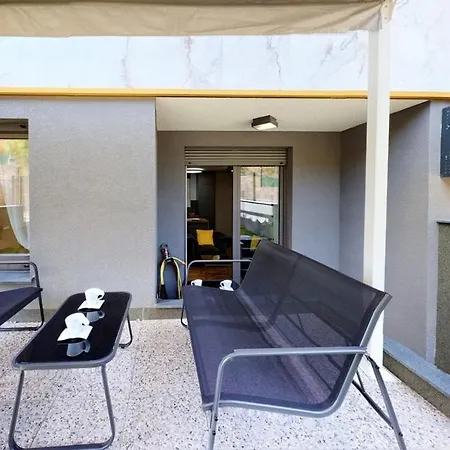 Sara With 2 Bedroom- سبليت